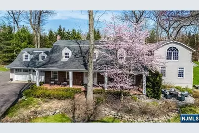 202 Chestnut Ridge Road, Saddle River, NJ 07458 - Photo 1