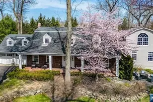 202 Chestnut Ridge Rd, Saddle River, NJ 07458 - Photo 1