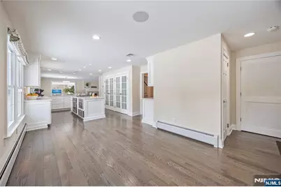 202 Chestnut Ridge Road, Saddle River, NJ 07458 - Photo 19