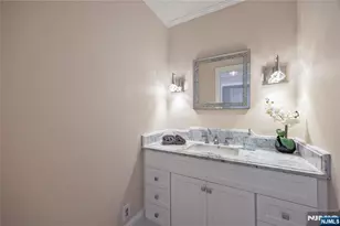 202 Chestnut Ridge Rd, Saddle River, NJ 07458 - Photo 25