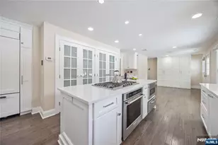 202 Chestnut Ridge Rd, Saddle River, NJ 07458 - Photo 17