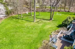 202 Chestnut Ridge Rd, Saddle River, NJ 07458 - Photo 37
