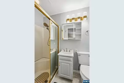 201 Rockland Avenue, River Vale Township, NJ 07675 - Photo 17