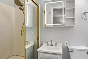 201 Rockland Ave, River Vale Township, NJ 07675 - Photo 17