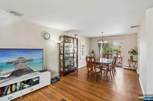 201 Rockland Ave, River Vale Township, NJ 07675 - Photo 5