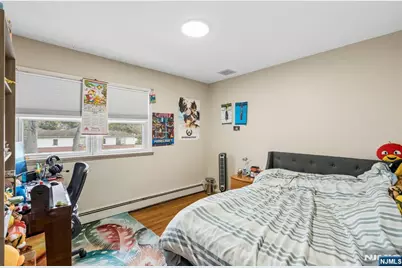 201 Rockland Avenue, River Vale Township, NJ 07675 - Photo 11