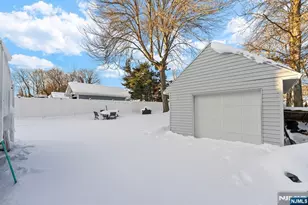 51 Garden St, Teaneck Township, NJ 07666 - Photo 23