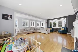 444 Oncrest Terrace, Cliffside Park, NJ 07010 - Photo 15