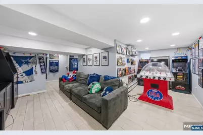 444 Oncrest Terrace, Cliffside Park, NJ 07010 - Photo 39