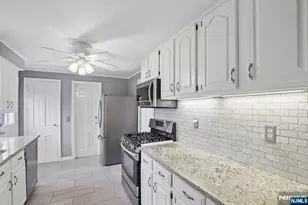 33 Coolidge Ave, Caldwell, NJ 07006 - Photo 7