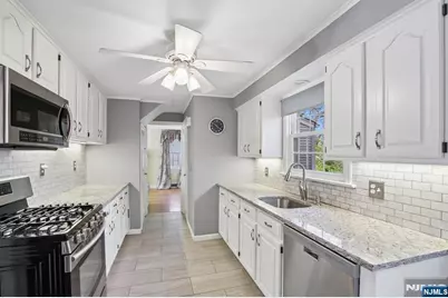 33 Coolidge Avenue, Caldwell, NJ 07006 - Photo 11