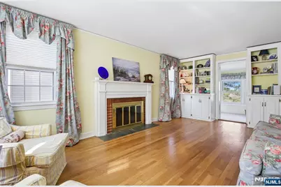 33 Coolidge Avenue, Caldwell, NJ 07006 - Photo 3