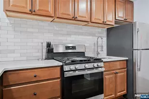 104 Beverwyck Road 5, Parsippany, NJ 07034 - Photo 9