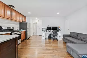 104 Beverwyck Road 5, Parsippany, NJ 07034 - Photo 5