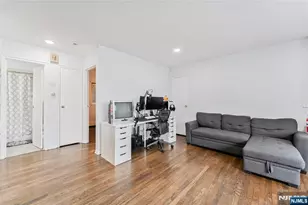 104 Beverwyck Road 5, Parsippany, NJ 07034 - Photo 3