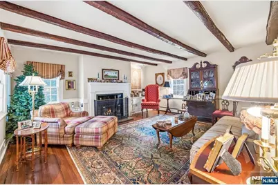 525 Franklin Avenue, Franklin Lakes, NJ 07417 - Photo 7