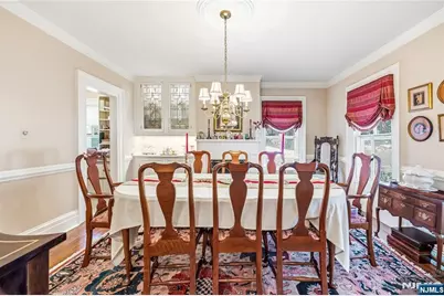 525 Franklin Avenue, Franklin Lakes, NJ 07417 - Photo 9