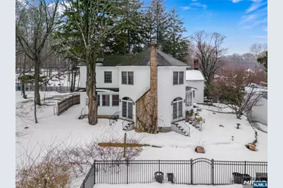 525 Franklin Avenue, Franklin Lakes, NJ 07417 - Photo 33