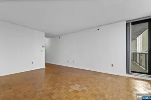 900 Palisade Ave 8B, Fort Lee, NJ 07024 - Photo 5