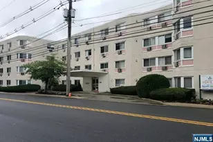333 Grand Ave 2T, Palisades Park, NJ 07650 - Photo 1