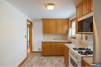 12 Mill Street, Elmwood Park, NJ 07407 - Photo 7