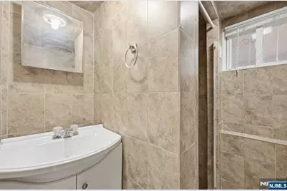 693 8th Street, Newark, NJ 07107 - Photo 17