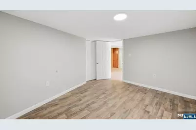 693 8th Street, Newark, NJ 07107 - Photo 15