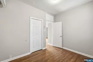 693 8th St, Newark, NJ 07107 - Photo 11