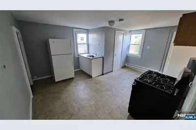 309 Hudson Street, Hackensack, NJ 07601 - Photo 5