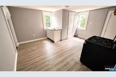 309 Hudson Street, Hackensack, NJ 07601 - Photo 5