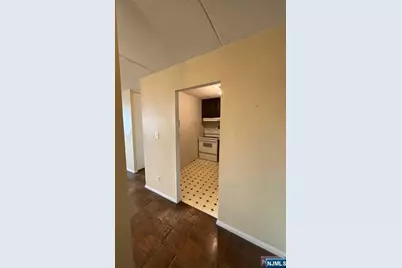 250 Gorge Road 7-H #7-H, Cliffside Park, NJ 07010 - Photo 7