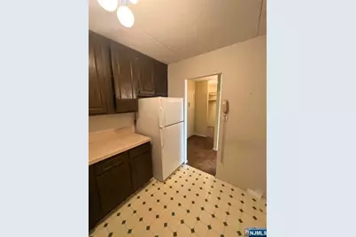 250 Gorge Road 7-H #7-H, Cliffside Park, NJ 07010 - Photo 9