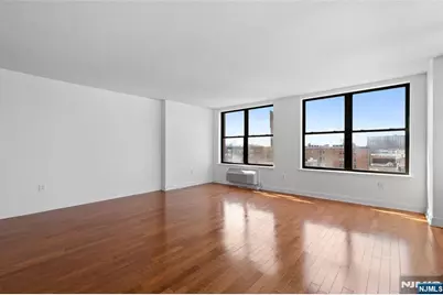 4301 Park Avenue 6D #6D, Union City, NJ 07087 - Photo 5