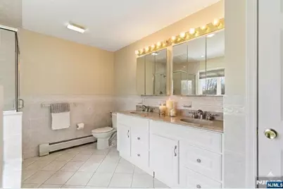 2 Maple Avenue, Waldwick, NJ 07463 - Photo 13