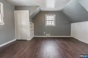 88 Lakeshore Dr, Oakland, NJ 07436 - Photo 33