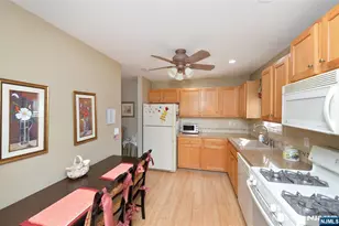 40 Chanda Ct D040, Clifton, NJ 07012 - Photo 9