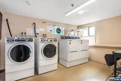 1505 Faulkner Court, Mahwah, NJ 07430 - Photo 25