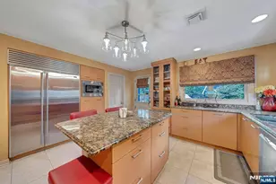 379 W Shore Dr, Wyckoff Township, NJ 07481 - Photo 17