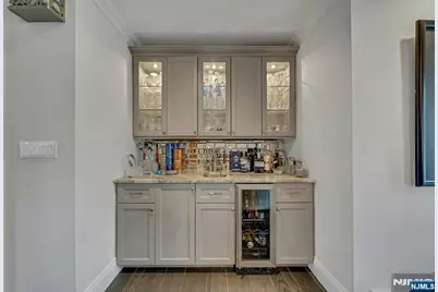 379 W Shore Drive, Wyckoff Township, NJ 07481 - Photo 9