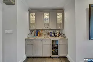 379 W Shore Dr, Wyckoff Township, NJ 07481 - Photo 9