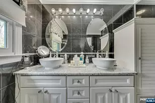 379 W Shore Dr, Wyckoff Township, NJ 07481 - Photo 19