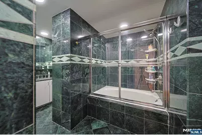 200 Old Palisade Road 16E #16E, Fort Lee, NJ 07024 - Photo 23