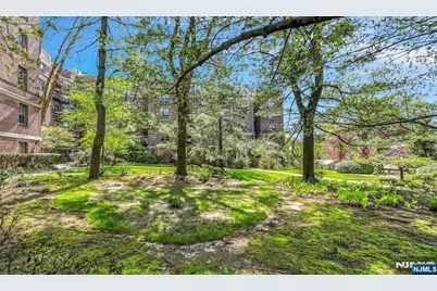 100 Palisade Avenue A22 #A22, Englewood, NJ 07631 - Photo 13