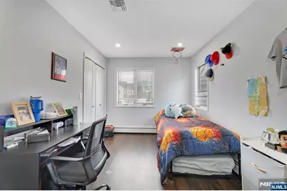 119 Sussex Road, Bergenfield, NJ 07621 - Photo 25