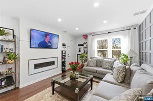 235 Dakota 10, Paterson, NJ 07503 - Photo 3