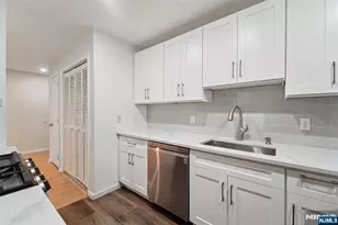 65 Fairview Street 3D, Palisades Park, NJ 07650 - Photo 7