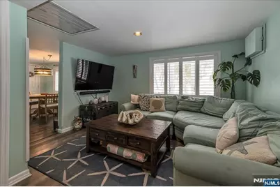 87 Fairlawn, West Milford, NJ 07421 - Photo 9