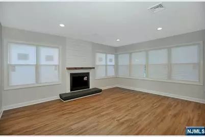 89 Wyoming Road, Paramus, NJ 07652 - Photo 13