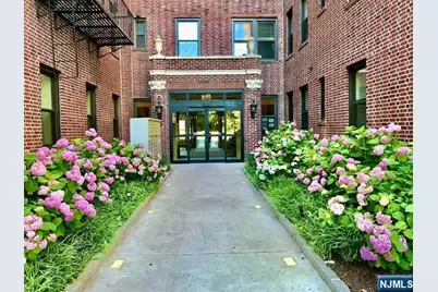 855 Broad Avenue 58 #58, Ridgefield, NJ 07657 - Photo 11