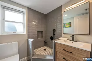 33 Country Club Rd, Tenafly, NJ 07670 - Photo 29